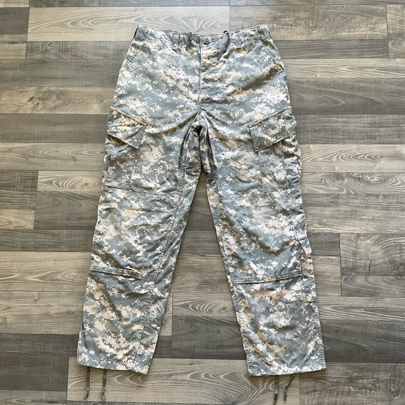 36x32 US Army Camouflage Combat Cargo Trousers Men’s MEDIUM Dessert Digital Camo - Picture 1 of 16